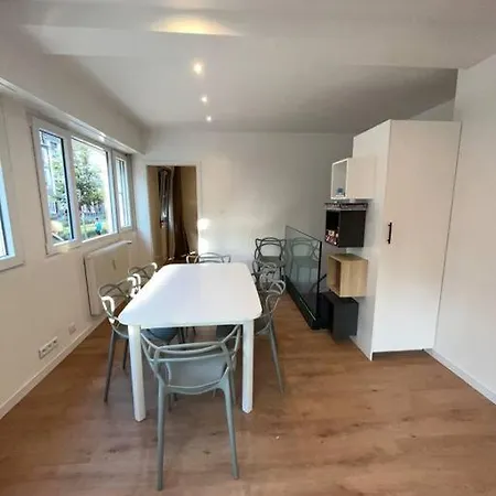 Hollywood 9 People - Khbnb Center 아파트 스트라스부르